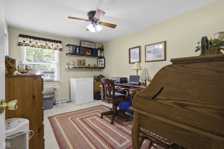 Listing Image 18