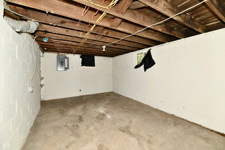 Listing Image 45
