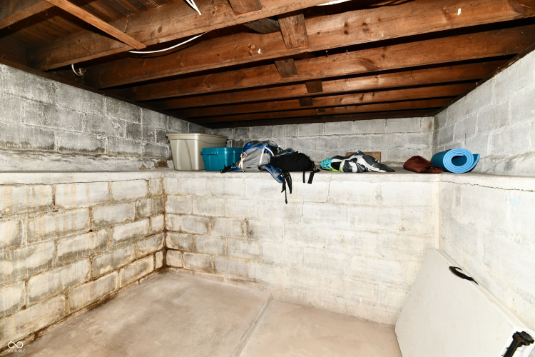 Listing Image 47