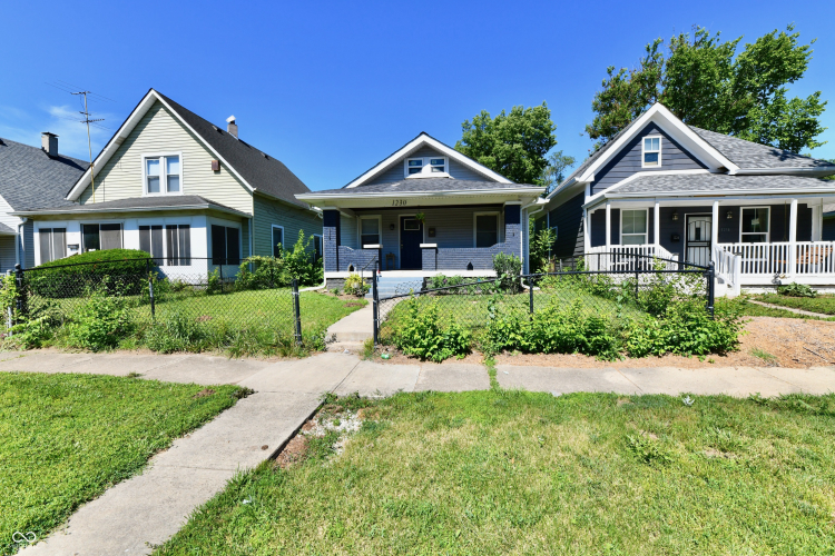 Listing Image 6