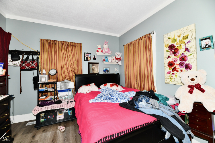 Listing Image 37