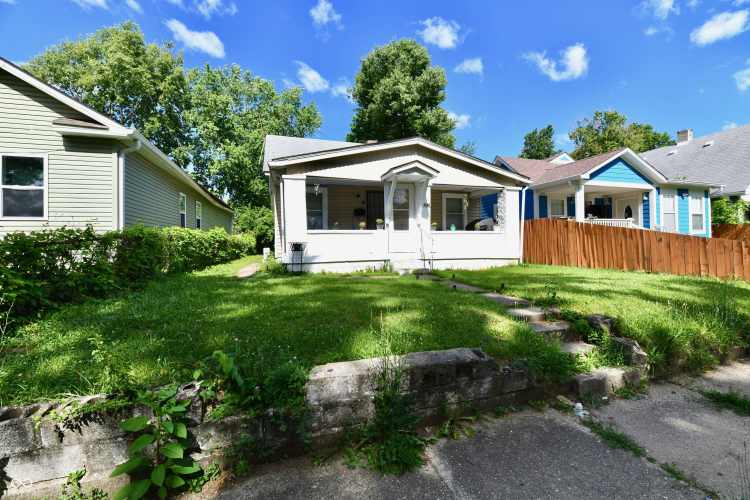 Listing Image 5