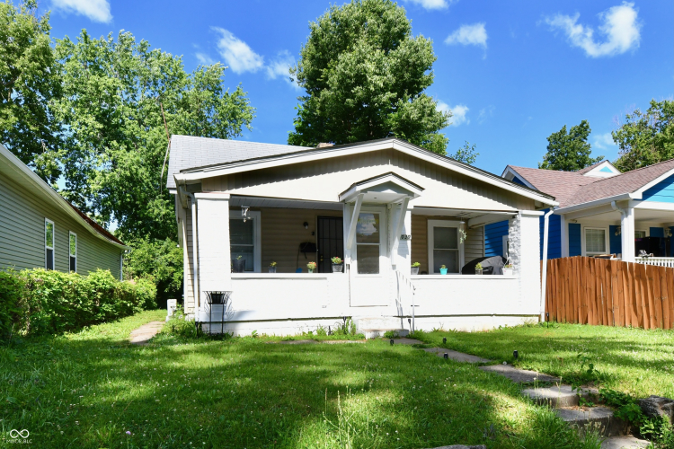 Listing Image 6