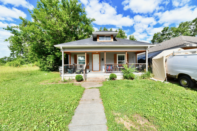 Listing Image 2