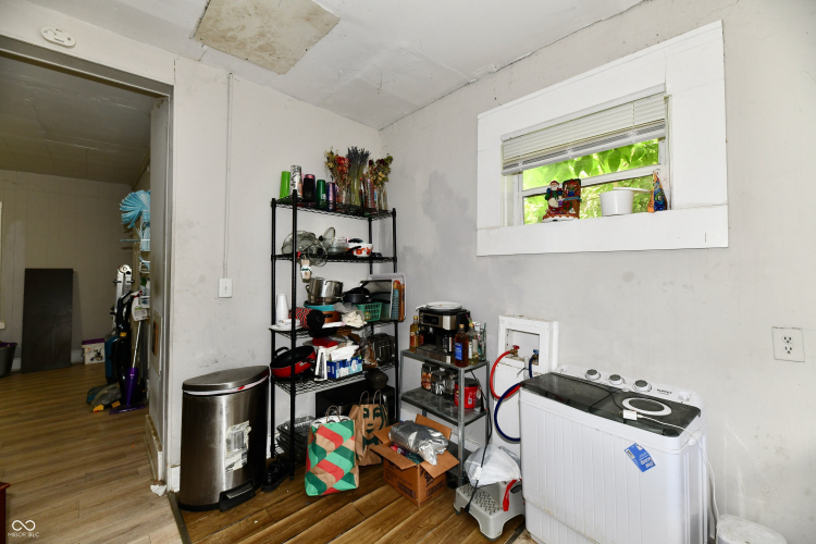 Listing Image 24