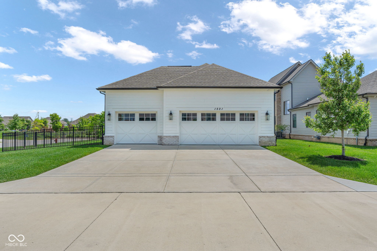 Listing Image 50