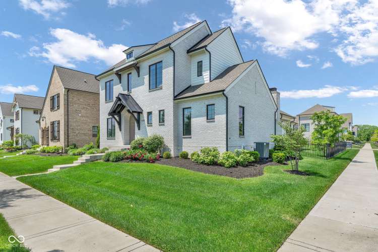 Listing Image 52