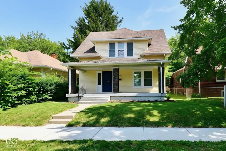 Listing Image 4
