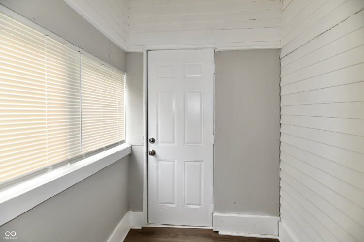 Listing Image 53