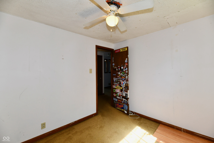 Listing Image 37