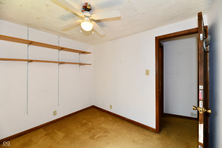 Listing Image 38