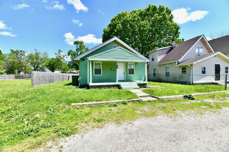 Listing Image 3