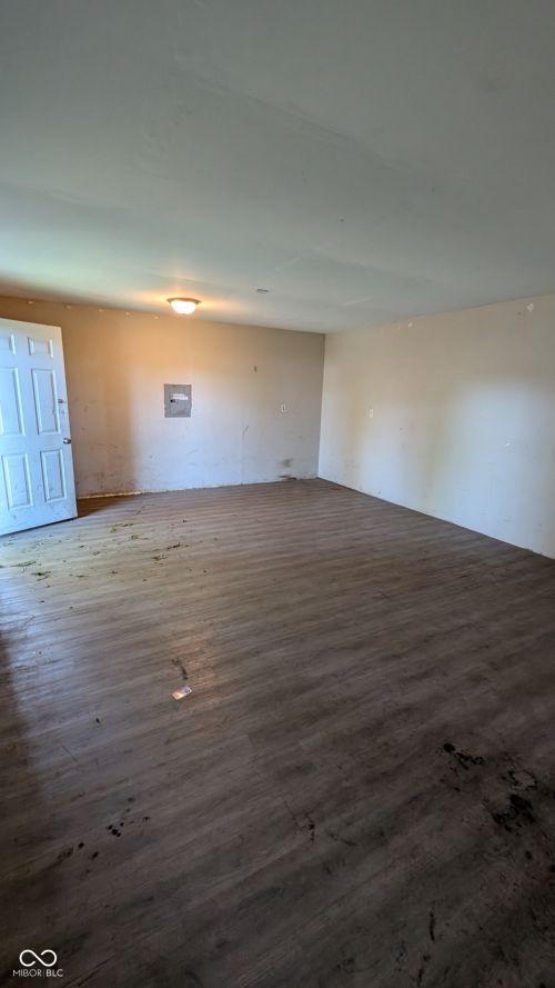 Listing Image 49