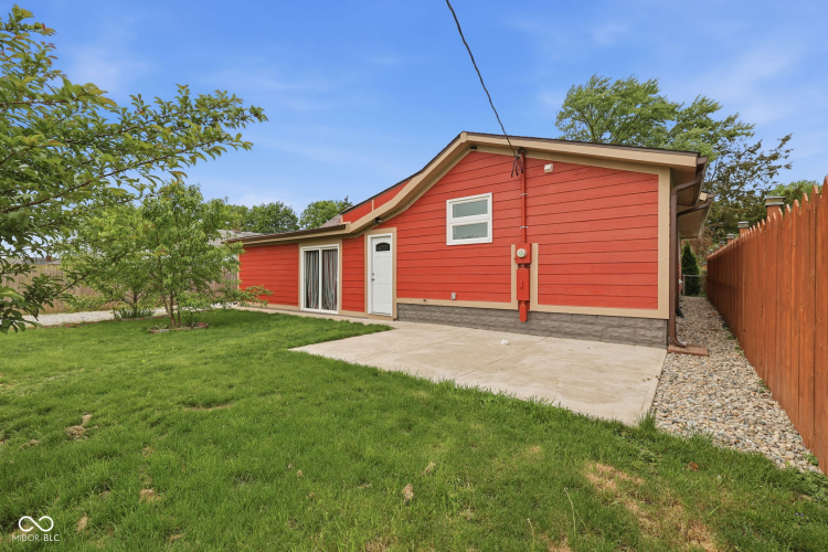 Listing Image 28