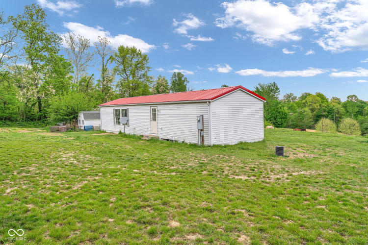 Listing Image 18