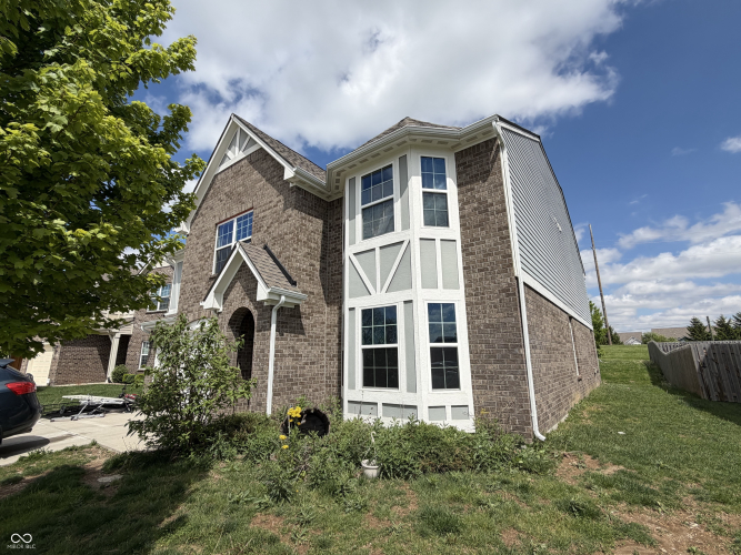 1727 Dogwood Lake Way Indianapolis, IN 46239