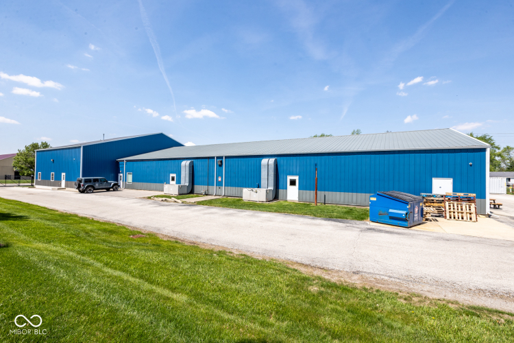 Listing Image 11