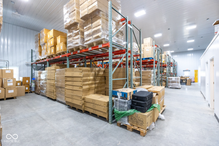 Listing Image 47