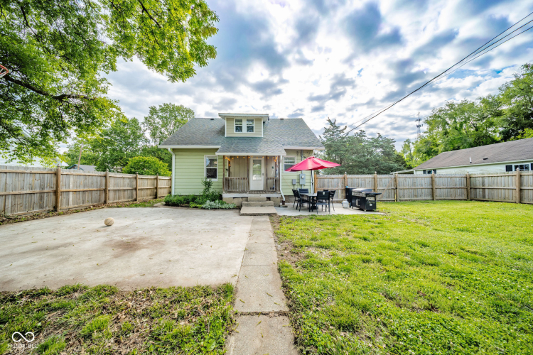 Listing Image 19