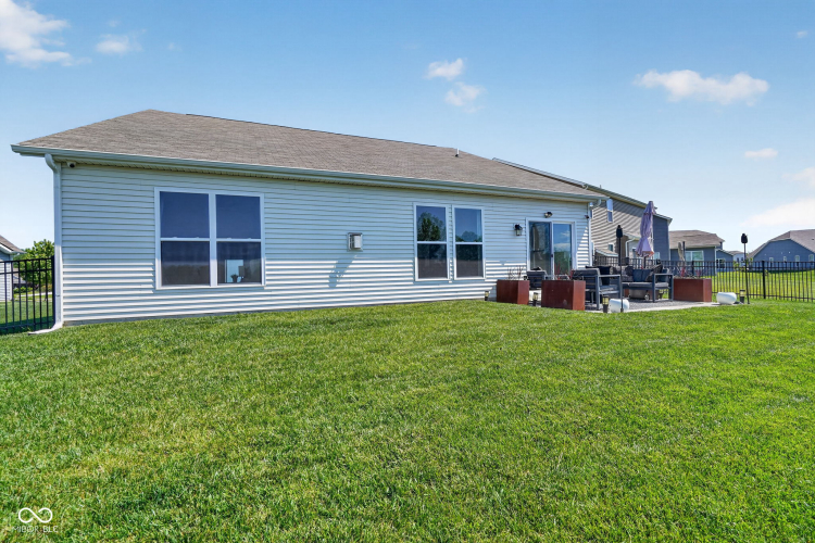 Listing Image 33