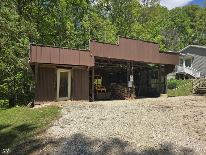 Listing Image 3