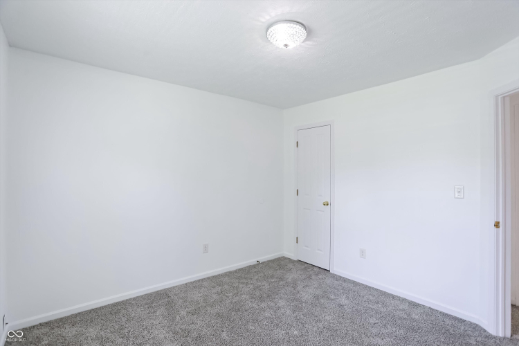 Listing Image 39