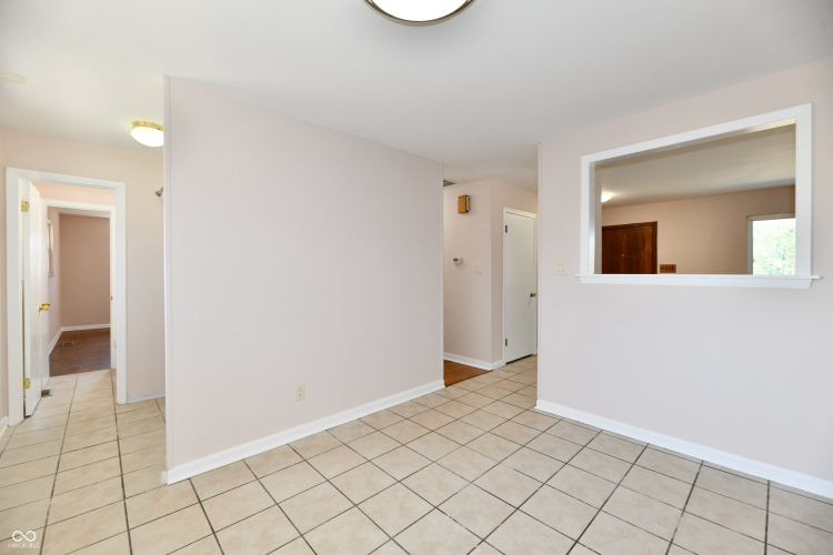 Listing Image 38
