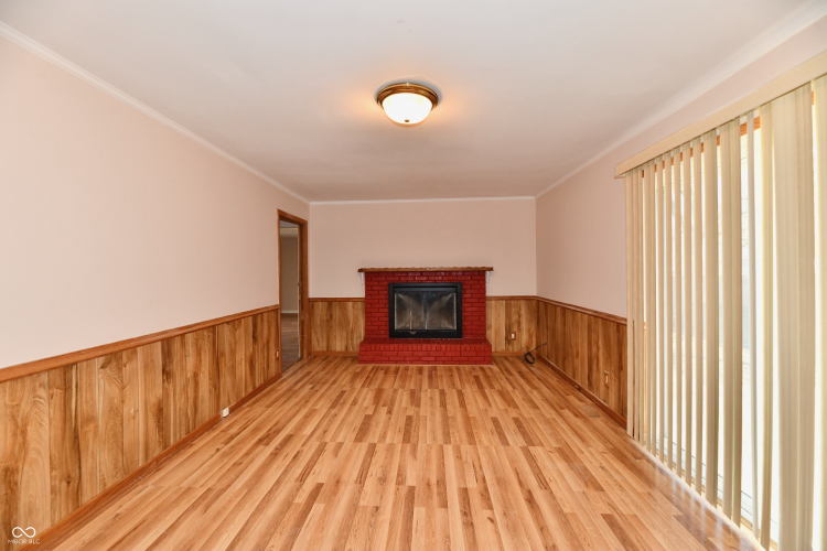 Listing Image 49