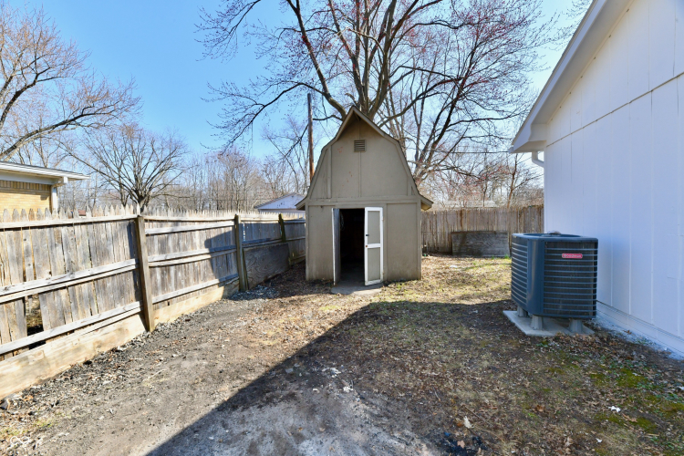 Listing Image 10