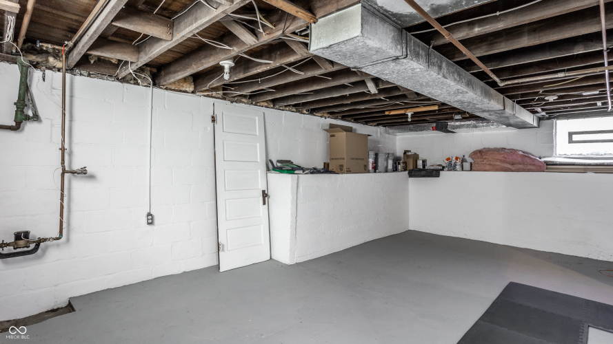 Listing Image 32