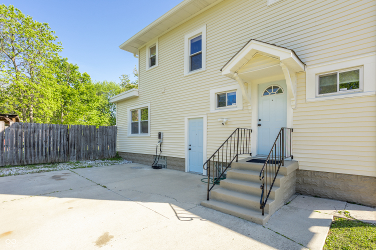 Listing Image 43