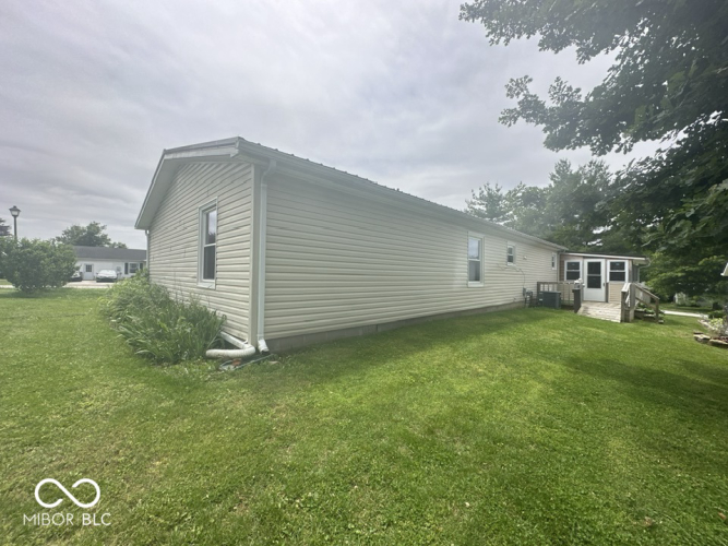 Listing Image 17