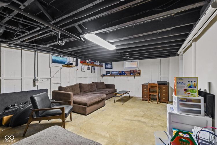 Listing Image 27