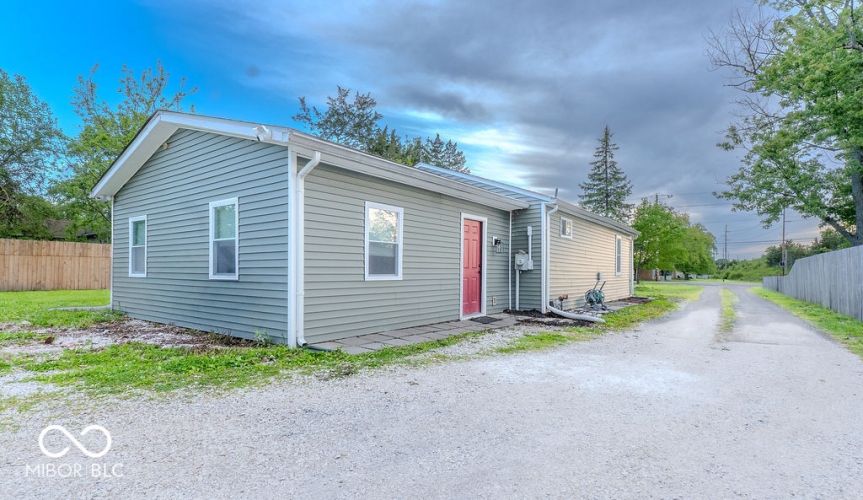 Listing Image 23