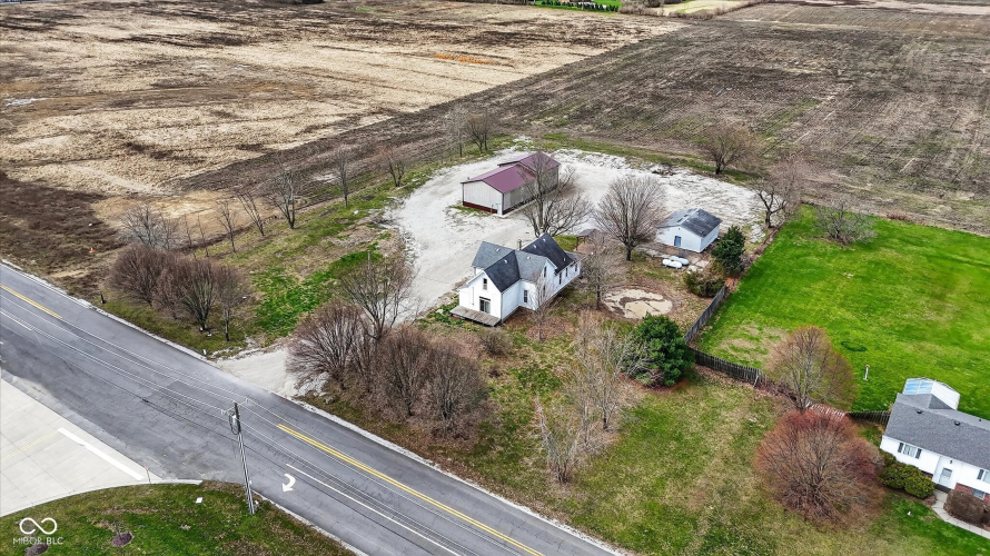 Listing Image 7