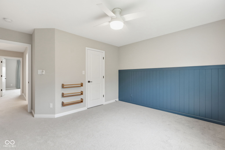 Listing Image 56