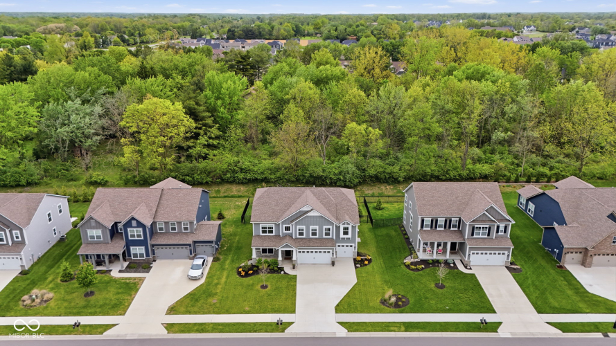 Listing Image 82