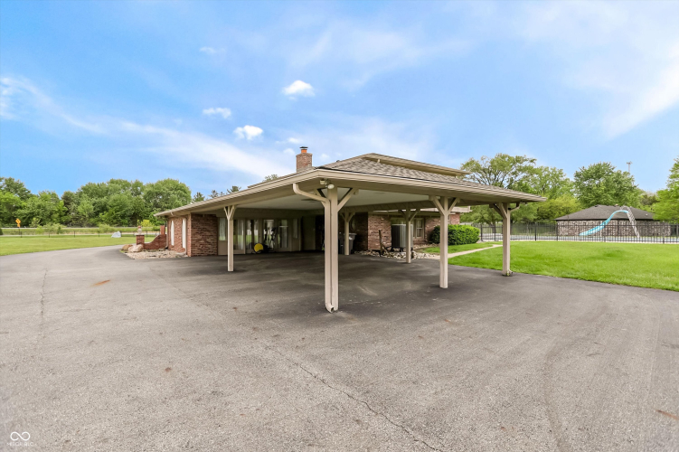 Listing Image 53