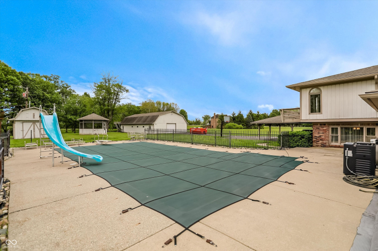 Listing Image 59