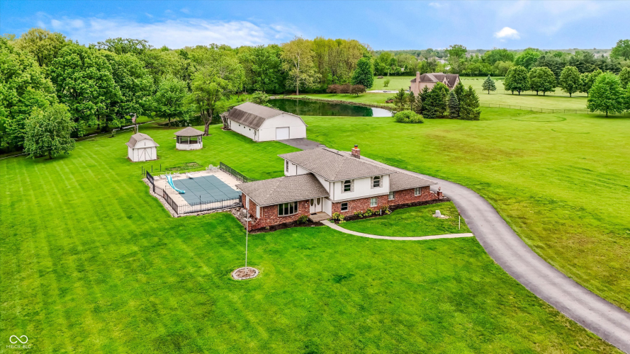 Listing Image 79
