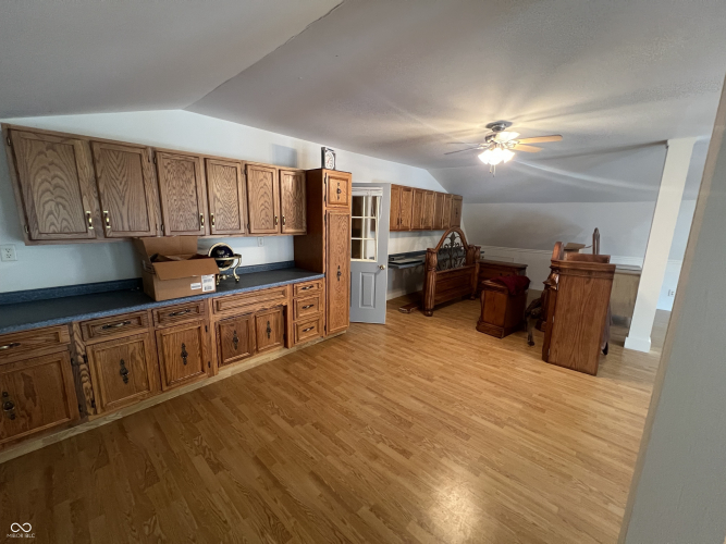 Listing Image 90
