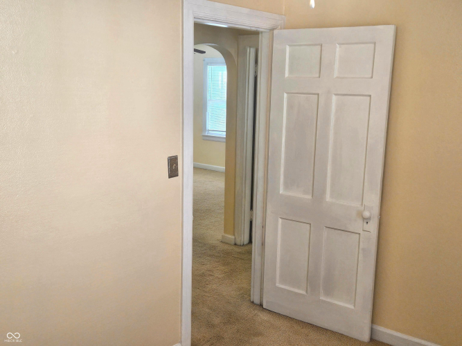 Listing Image 24
