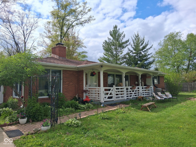 Listing Image 3