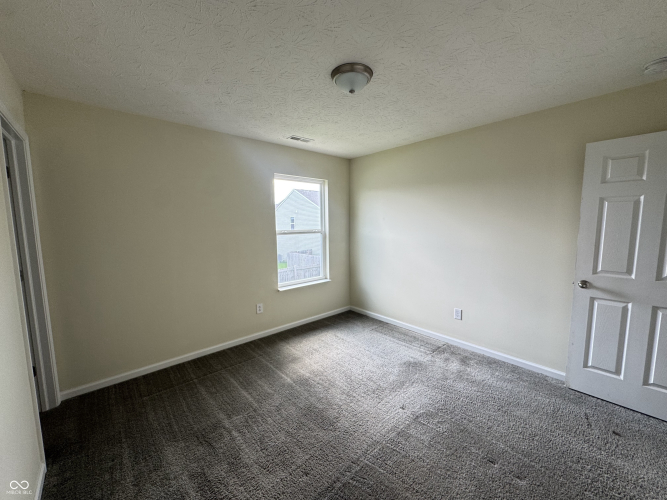 Listing Image 30