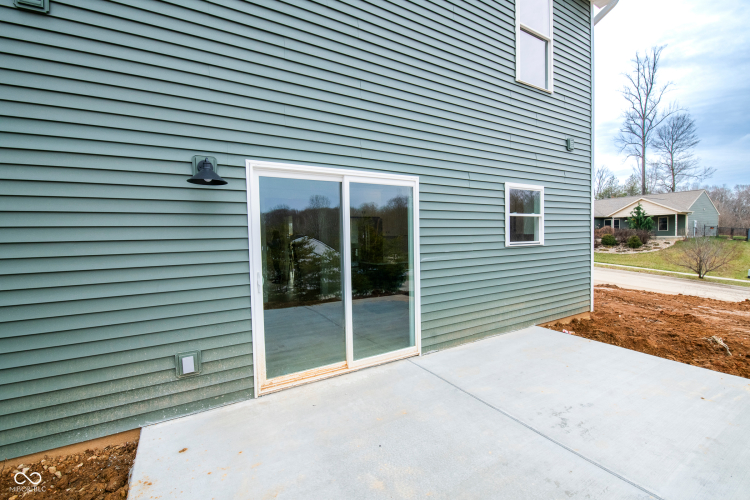 Listing Image 18