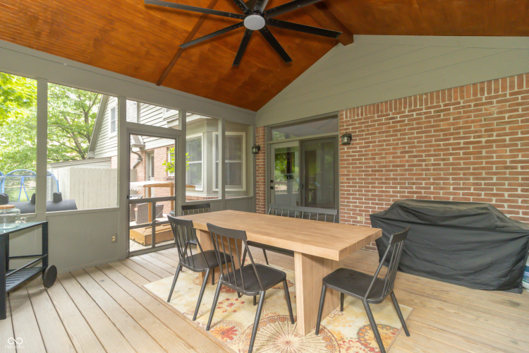 Listing Image 16