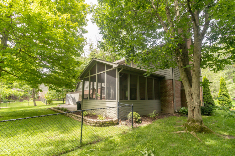 Listing Image 44
