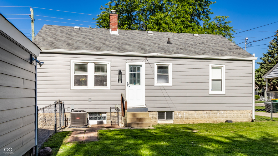 Listing Image 29