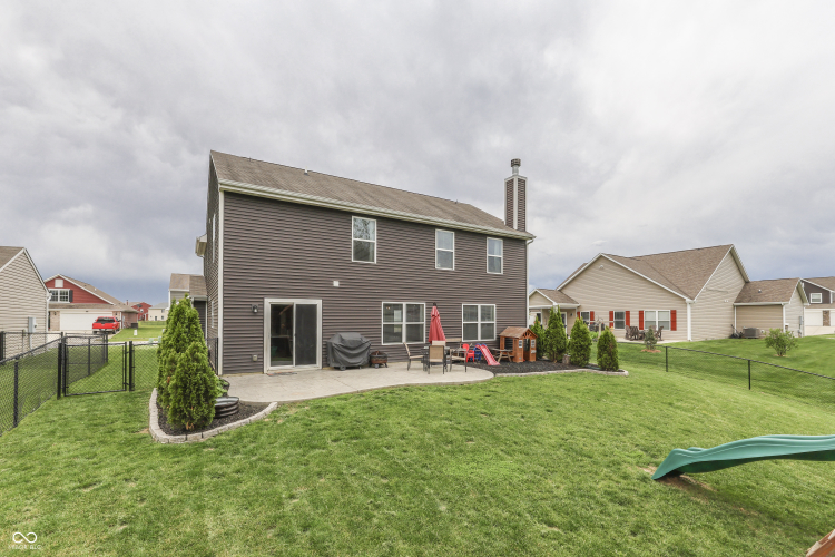 Listing Image 32