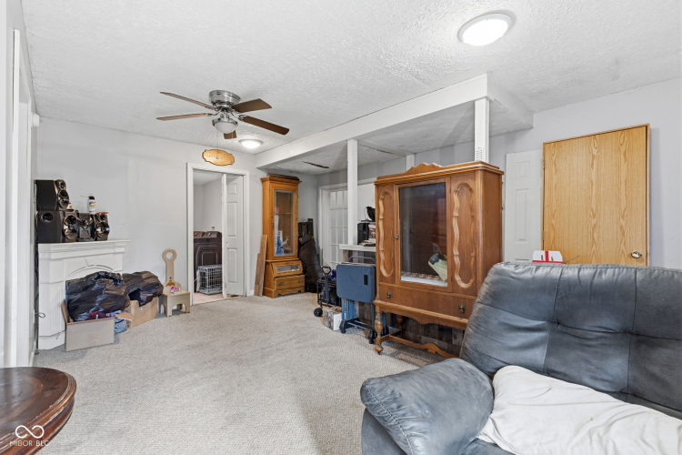 Listing Image 28